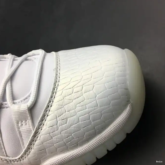 Boostmaster lin 897331-100 Air 11 Heiress Frost Low White Jordan 0611
